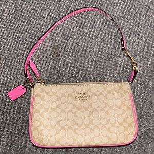 COACH NOLITA 19 SIGNATURE *NEW*